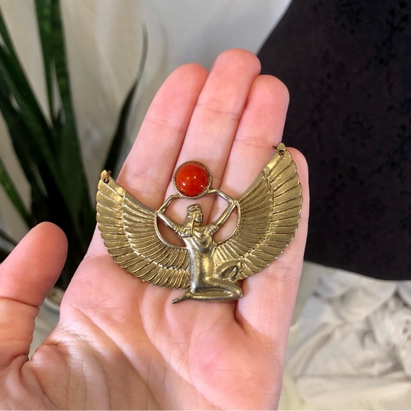 💸 5/20 Large Egyptian Goddess Isis Statement Necklace w/ Orange Stone - Picture 5 of 10